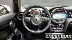 Mini Cooper 5Door HIGH 2020 года из Южной Кореи