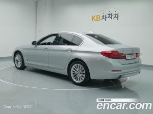 BMW 5-Series 520d Luxury Plus 2020 года из Южной Кореи