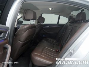 BMW 5-Series 520d Luxury Plus 2020 года из Южной Кореи