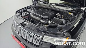 Jeep Cherokee 3.6 Overland 2021 года из Южной Кореи