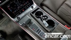 Audi A7 50 TDI 4WD Premium 2021 года из Южной Кореи