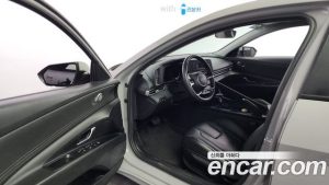 Hyundai AVANTE 1.6 2021 года из Южной Кореи