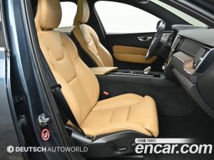 Volvo XC60 B6 Inscription 2021 года из Южной Кореи