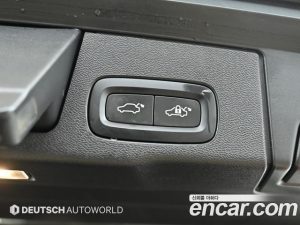 Volvo XC60 B6 Inscription 2021 года из Южной Кореи