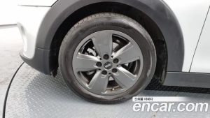 Mini Cooper DEFAULT 2021 года из Южной Кореи