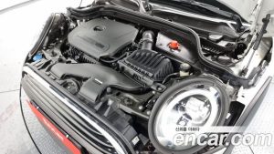 Mini Cooper DEFAULT 2021 года из Южной Кореи