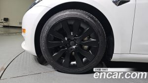 Tesla Model 3 Standard RANGE Plus 2020 года из Южной Кореи