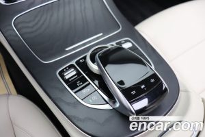 Mercedes-Benz E-Class E250 Avantgarde 2020 года из Южной Кореи