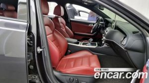 Kia Stinger 3.3 Turbo AWD 2020 года из Южной Кореи