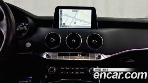 Kia Stinger 3.3 Turbo AWD 2020 года из Южной Кореи