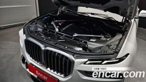 BMW X7 xDrive 40i Design Pure Excellence 6인승 2024 года из Южной Кореи