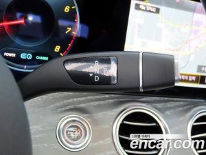 Mercedes-Benz E-Class E350 4MATIC AMG Line Edition 2021 года из Южной Кореи
