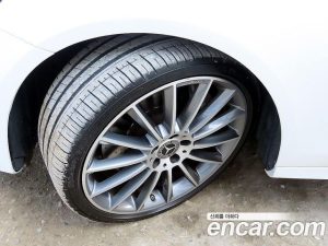 Mercedes-Benz E-Class E350 4MATIC AMG Line Edition 2021 года из Южной Кореи