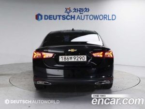 ChevroletGMDaewoo Malibu 2.0 Turbo Premium 2021 года из Южной Кореи