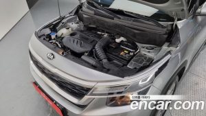 Kia Seltos Дизель 1.6 2WD 2020 года из Южной Кореи