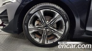 Kia K5 2.0 2021 года из Южной Кореи
