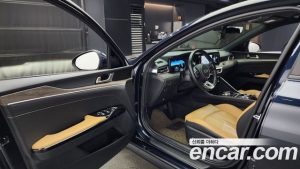 Kia K5 2.0 2021 года из Южной Кореи