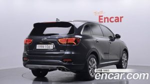 Kia Sorento Дизель 2.0 2WD 2020 года из Южной Кореи