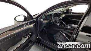Kia K5 2.0 2021 года из Южной Кореи