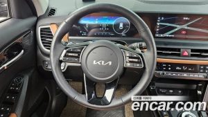 Kia Seltos Бензин 1.6 Turbo 2WD 2023 года из Южной Кореи