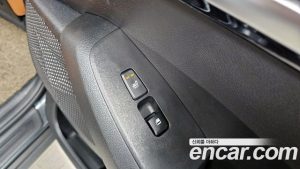 Kia Seltos Бензин 1.6 Turbo 2WD 2023 года из Южной Кореи