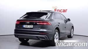Audi Q8 45 TDI 4WD Premium 2021 года из Южной Кореи