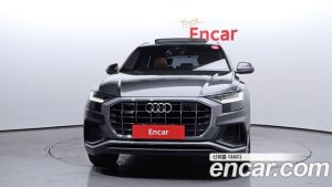 Audi Q8 45 TDI 4WD Premium 2021 года из Южной Кореи