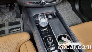 Volvo XC60 B6 Inscription 2021 года из Южной Кореи