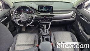 Kia Seltos Дизель 1.6 2WD 2020 года из Южной Кореи