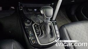 Kia Seltos Дизель 1.6 2WD 2020 года из Южной Кореи