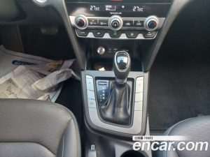 Hyundai AVANTE 1.6 2020 года из Южной Кореи