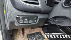 Kia Seltos Бензин 1.6 Turbo 4WD 2020 года из Южной Кореи