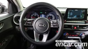 Kia K3 Standard 2021 года из Южной Кореи