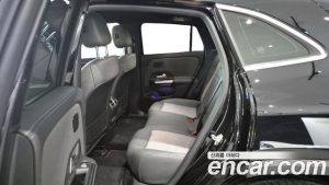 Mercedes-Benz EQA EQA250 2023 года из Южной Кореи
