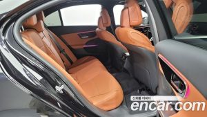 Mercedes-Benz C-Class C300 4MATIC Avantgarde 2023 года из Южной Кореи