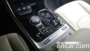 Kia Carnival Бензин 9-Seater HI-Limousine 2023 года из Южной Кореи