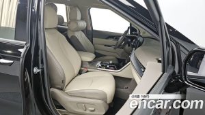Kia Carnival Бензин 9-Seater HI-Limousine 2023 года из Южной Кореи