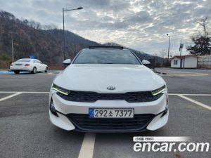 Kia K5 2.0 2021 года из Южной Кореи
