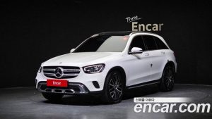 Mercedes-Benz GLC-Class GLC300 4MATIC 2020 года из Южной Кореи