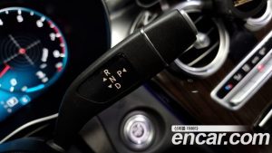 Mercedes-Benz GLC-Class GLC300 4MATIC 2020 года из Южной Кореи