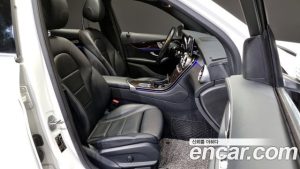 Mercedes-Benz GLC-Class GLC300 4MATIC 2020 года из Южной Кореи