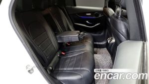 Mercedes-Benz GLC-Class GLC300 4MATIC 2020 года из Южной Кореи