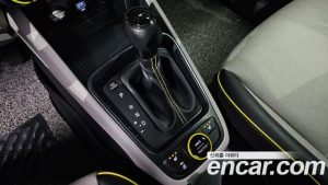 Hyundai Venue 1.6 Flux 2020 года из Южной Кореи