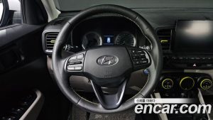Hyundai Venue 1.6 Flux 2020 года из Южной Кореи