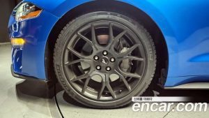 Ford Mustang Cabriolet 2020 года из Южной Кореи