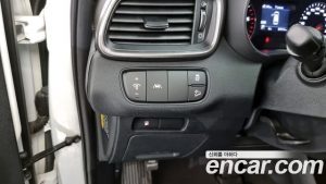 Kia Sorento Дизель 2.0 2WD 2020 года из Южной Кореи