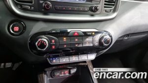 Kia Sorento Дизель 2.0 2WD 2020 года из Южной Кореи