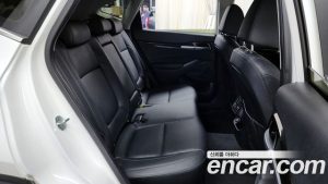 Kia Seltos Дизель 1.6 2WD 2022 года из Южной Кореи