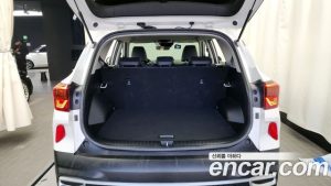 Kia Seltos Дизель 1.6 2WD 2022 года из Южной Кореи