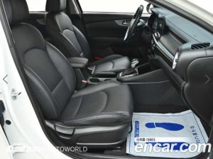 Kia K3 Standard 2021 года из Южной Кореи